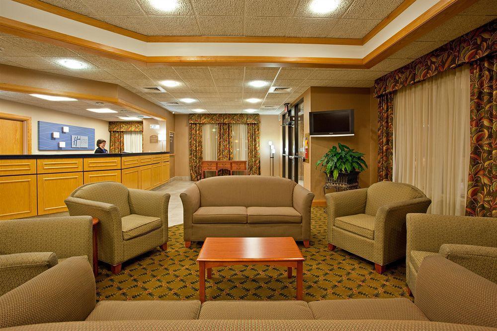 Holiday Inn Express & Suites Johnstown By Ihg Kültér fotó