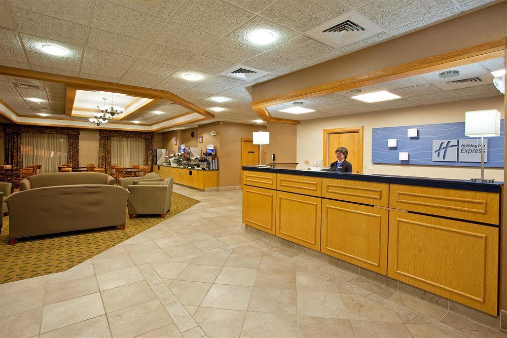 Holiday Inn Express & Suites Johnstown By Ihg Kültér fotó
