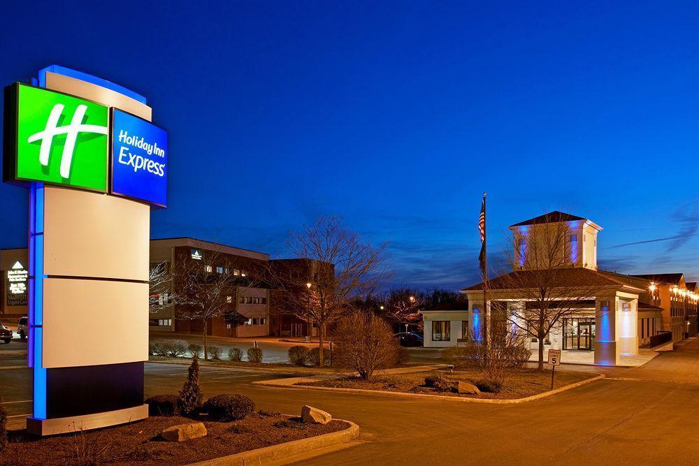 Holiday Inn Express & Suites Johnstown By Ihg Kültér fotó