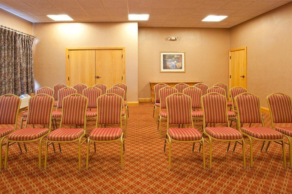 Holiday Inn Express & Suites Johnstown By Ihg Kültér fotó